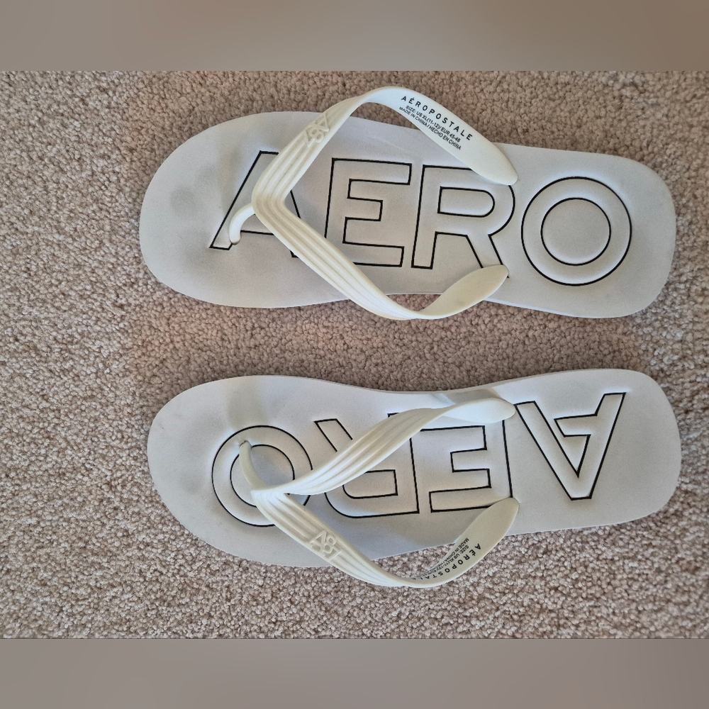 Aeropostale White Sandals Flip Flops Casual